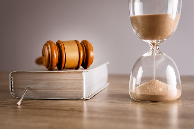 Constatering, Dat De Redelijke Termijn Is Overschreden, Volstaat Bij Gering Financieel Belang